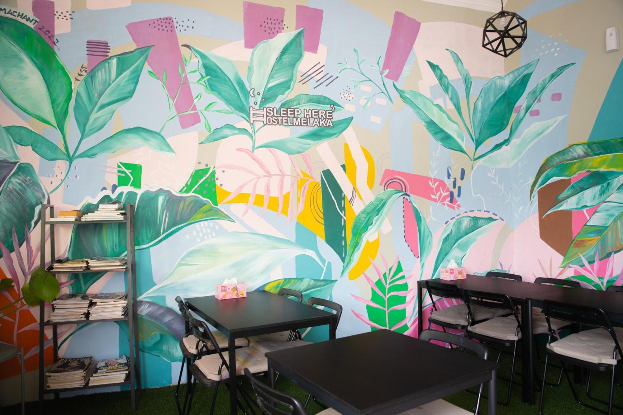 Sleep Here Hostel, Melaka Экстерьер фото