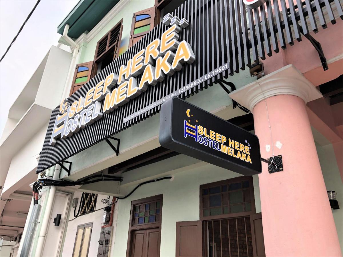 Sleep Here Hostel, Melaka Экстерьер фото